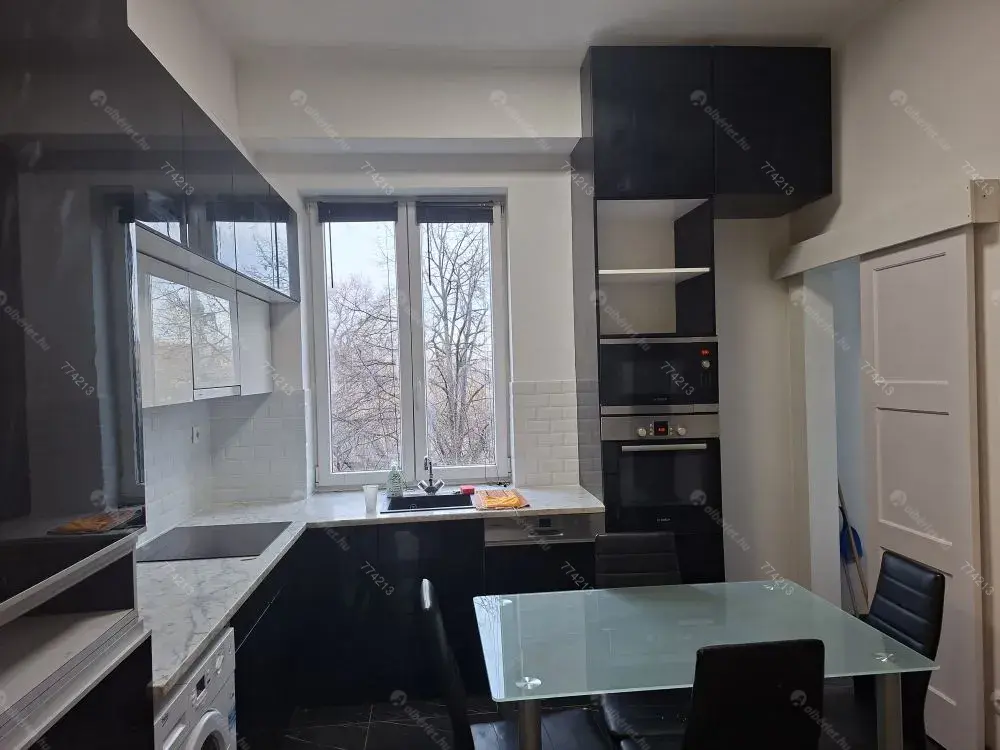 Kiadó albérlet 280000 Ft/hó áron: Budapest, XIV. kerület  Erzsébet királyné útja. Mérete: 74 nm, 2 szobás | Alberlet.hu - 6649666