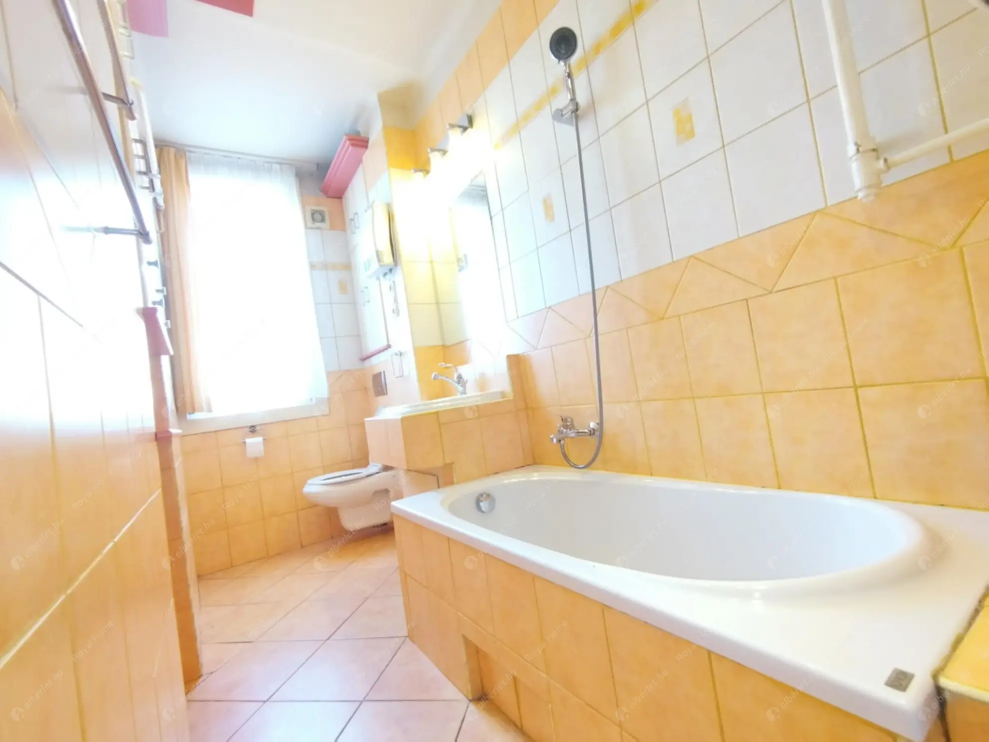 Kiadó albérlet 219000 Ft/hó áron: Budapest, XIV. kerület  Félhold utca. Mérete: 56 nm, 2 szobás | Alberlet.hu - 6574410