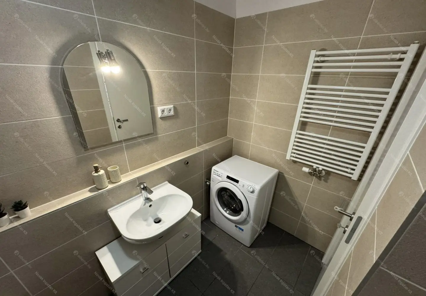 Kiadó albérlet 260000 Ft/hó áron: Budapest, XIV. kerület  Fischer István utca. Mérete: 43 nm, 2 szobás | Alberlet.hu - 6652778