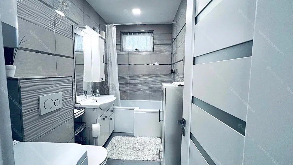 Kiadó albérlet 275000 Ft/hó áron: Budapest, XIV. kerület  Fráter György utca. Mérete: 58 nm, 1 szobás | Alberlet.hu - 6704167