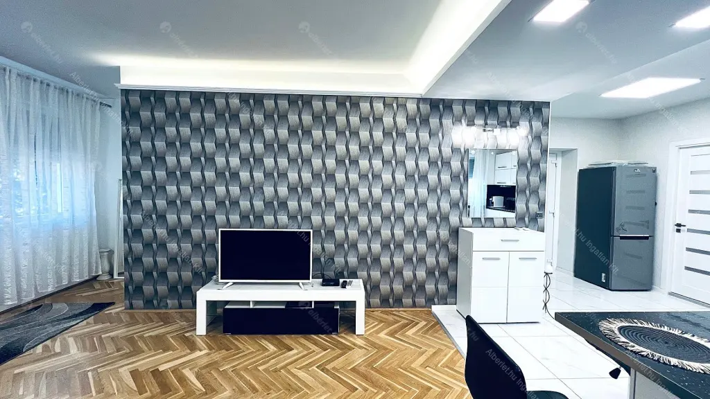 Kiadó albérlet 275000 Ft/hó áron: Budapest, XIV. kerület  Fráter György utca. Mérete: 58 nm, 1 szobás | Alberlet.hu - 6706305