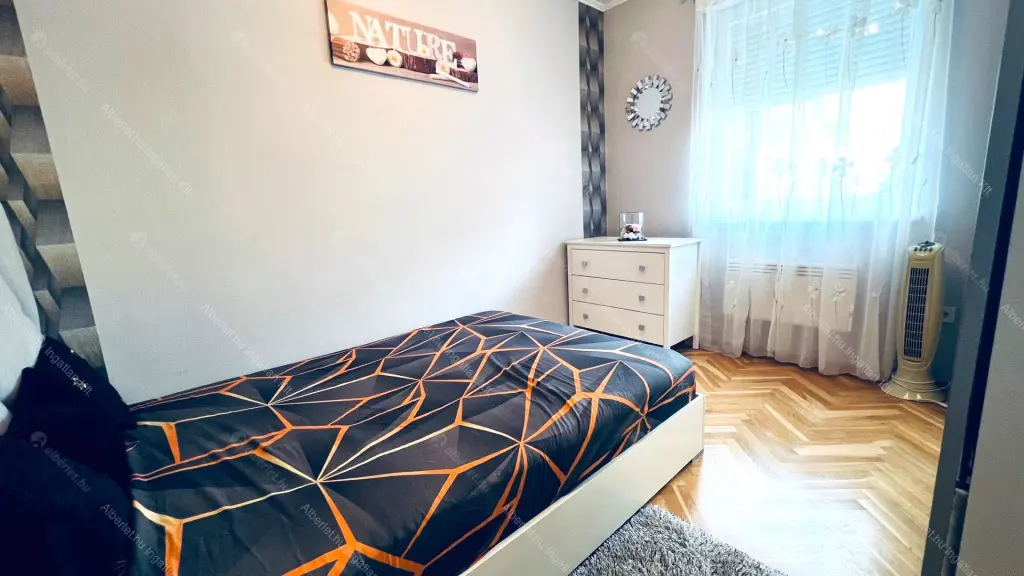 Kiadó albérlet 275000 Ft/hó áron: Budapest, XIV. kerület  Fráter György utca. Mérete: 58 nm, 1 szobás | Alberlet.hu - 6706308