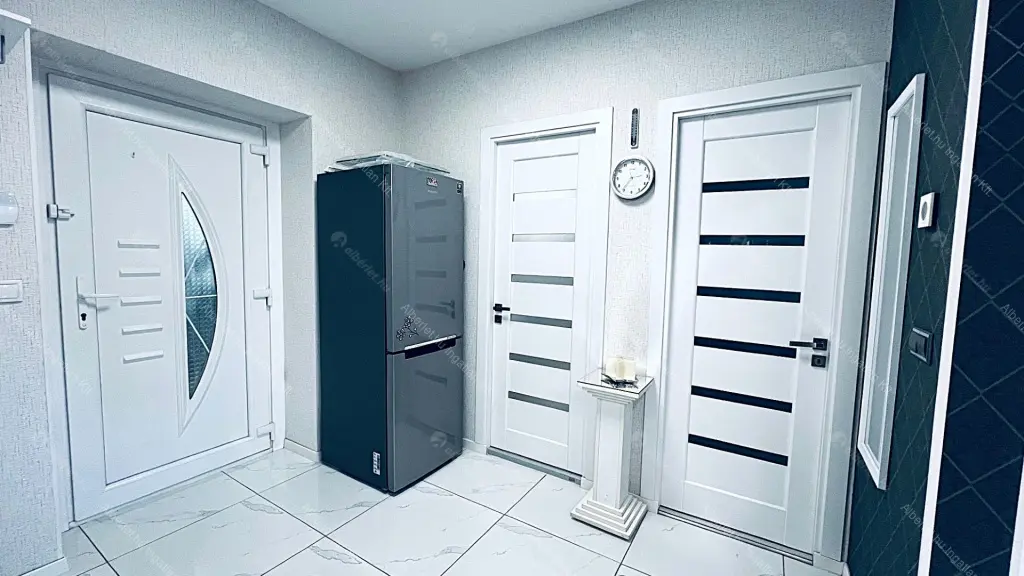 Kiadó albérlet 275000 Ft/hó áron: Budapest, XIV. kerület  Fráter György utca. Mérete: 58 nm, 1 szobás | Alberlet.hu - 6706312