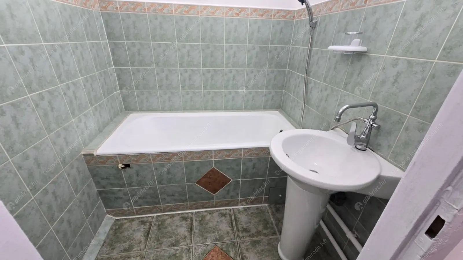 Kiadó albérlet 199000 Ft/hó áron: Budapest, XIV. kerület  Füredi utca. Mérete: 49 nm, 2 szobás | Alberlet.hu - 6456429