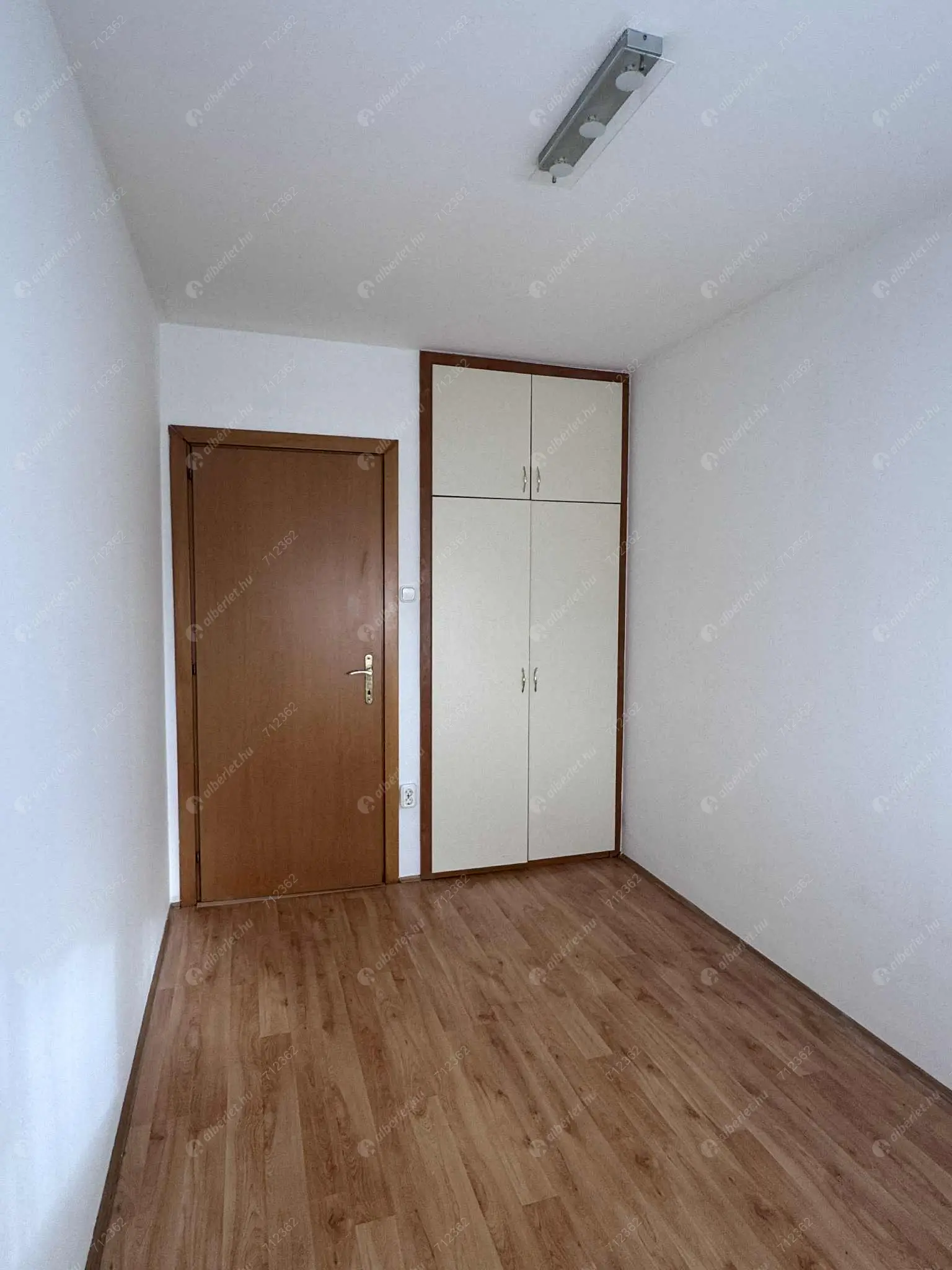 Kiadó albérlet 300000 Ft/hó áron: Budapest, XIV. kerület  Fűrész utca. Mérete: 70 nm, 3 szobás | Alberlet.hu - 6597422