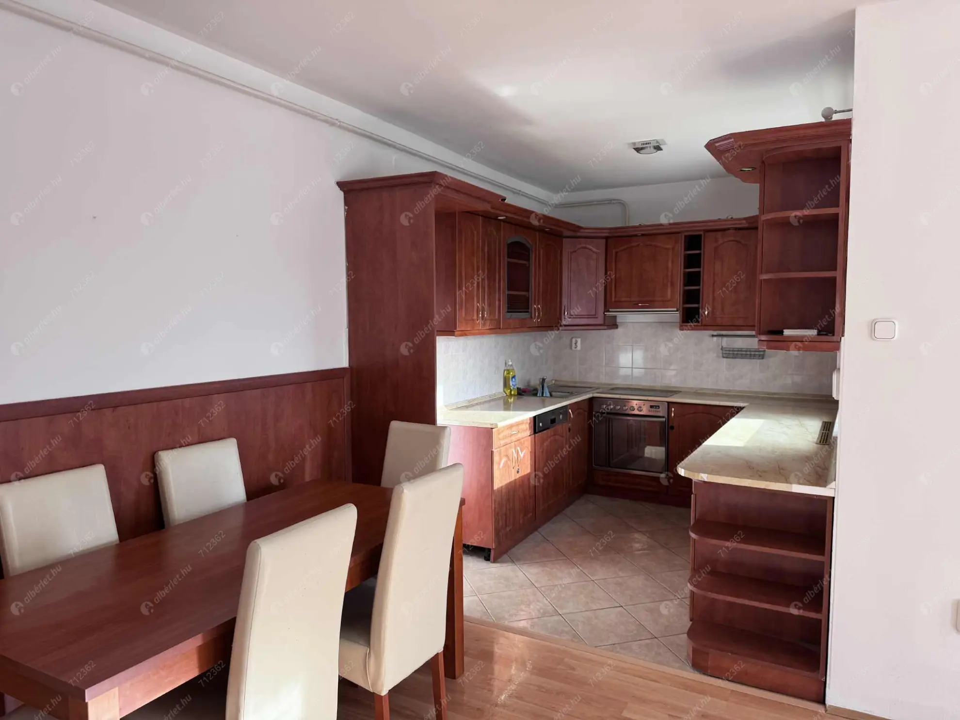 Kiadó albérlet 300000 Ft/hó áron: Budapest, XIV. kerület  Fűrész utca. Mérete: 70 nm, 3 szobás | Alberlet.hu - 6597424