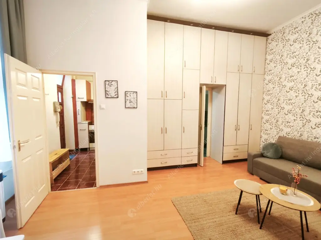 Kiadó albérlet 175000 Ft/hó áron: Budapest, XIV. kerület  Gizella út. Mérete: 34 nm, 1 szobás | Alberlet.hu - 6589491