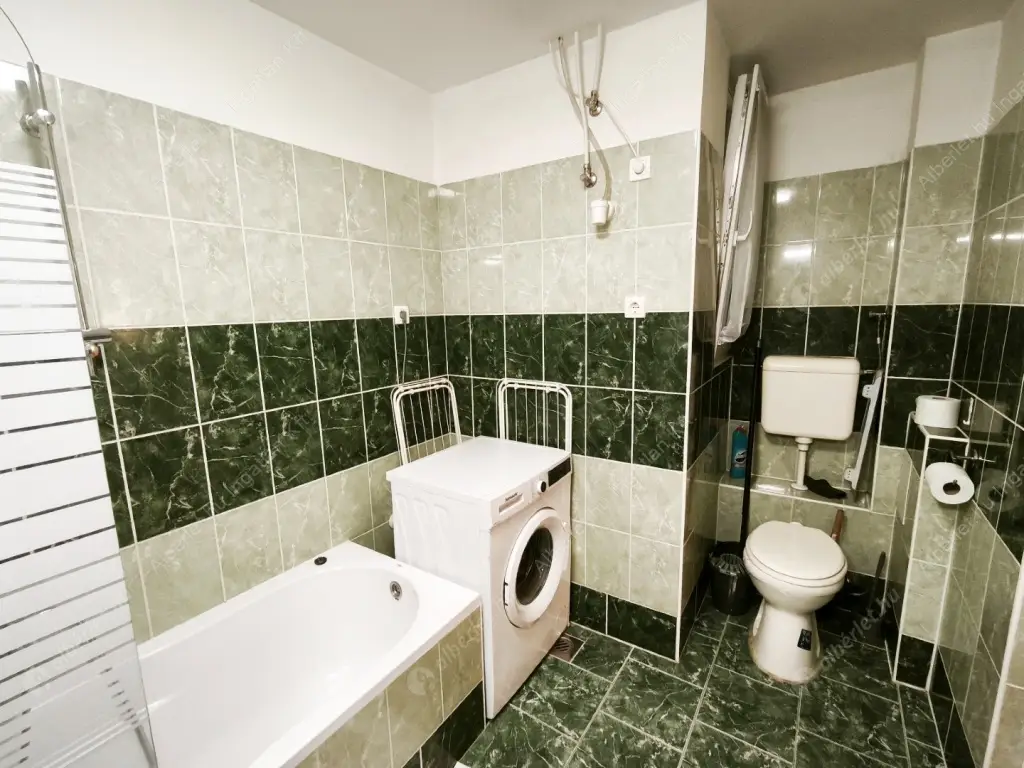 Kiadó albérlet 175000 Ft/hó áron: Budapest, XIV. kerület  Gizella út. Mérete: 34 nm, 1 szobás | Alberlet.hu - 6589501