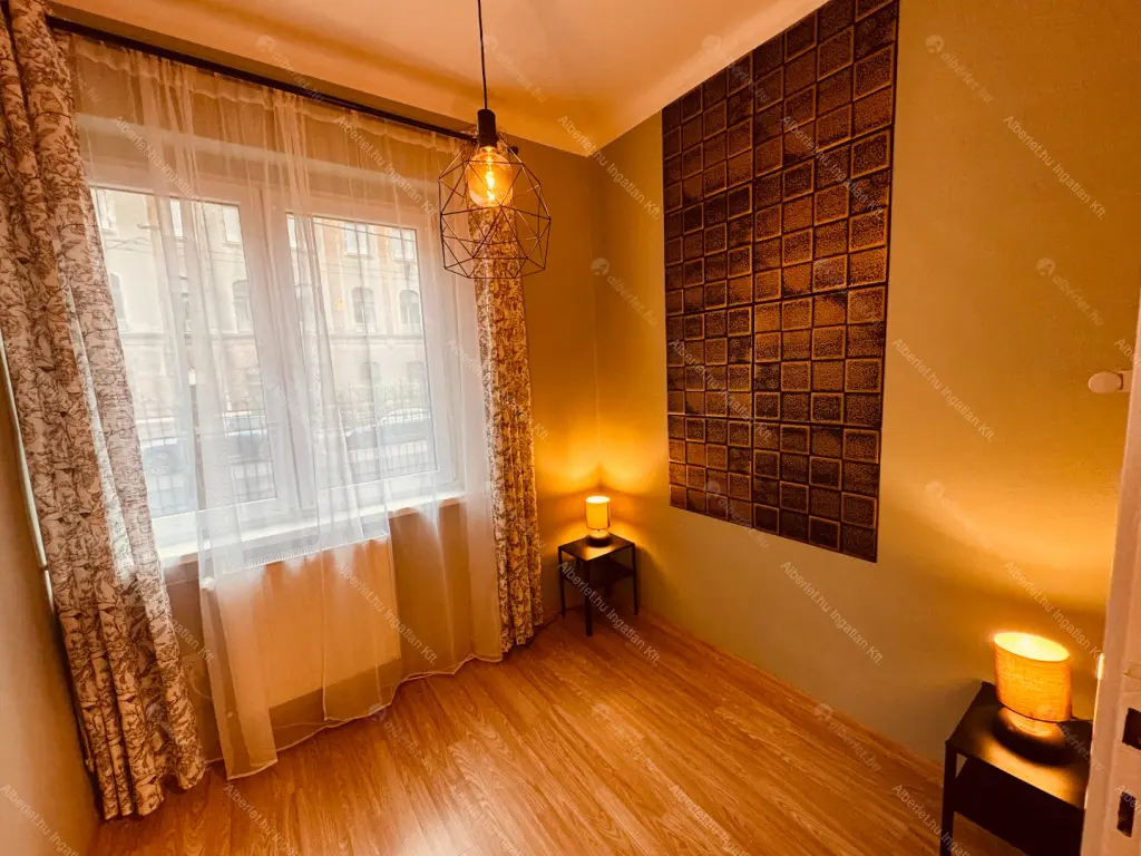 Kiadó albérlet 260000 Ft/hó áron: Budapest, XIV. kerület  Hermina út. Mérete: 49 nm, 2 szobás | Alberlet.hu - 6648171