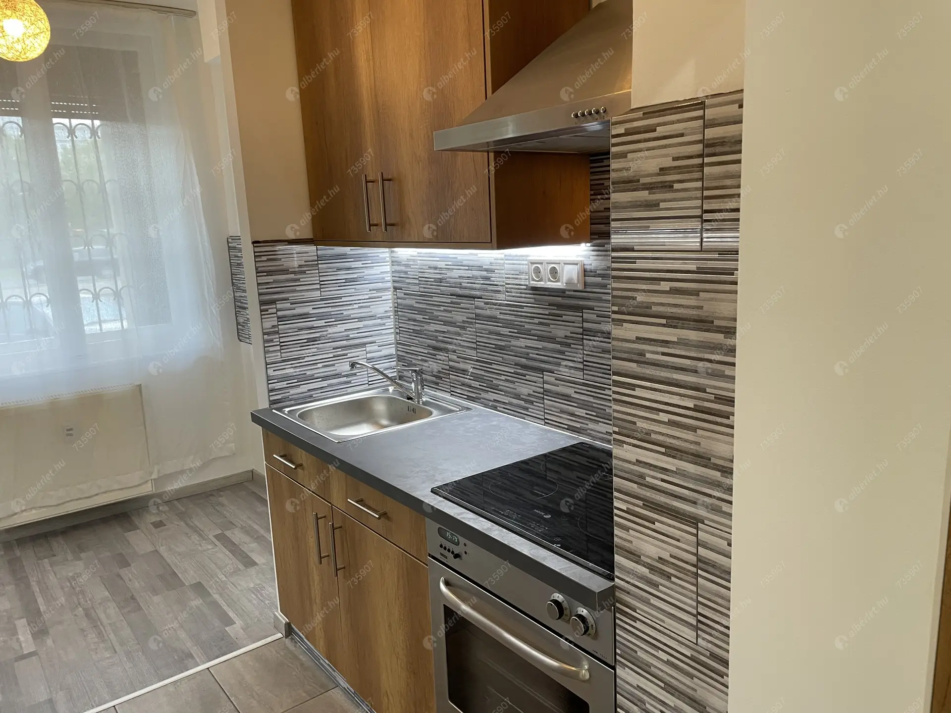 Kiadó albérlet 192000 Ft/hó áron: Budapest, XIV. kerület  Hungária körút. Mérete: 32 nm, 1 szobás | Alberlet.hu - 6096358