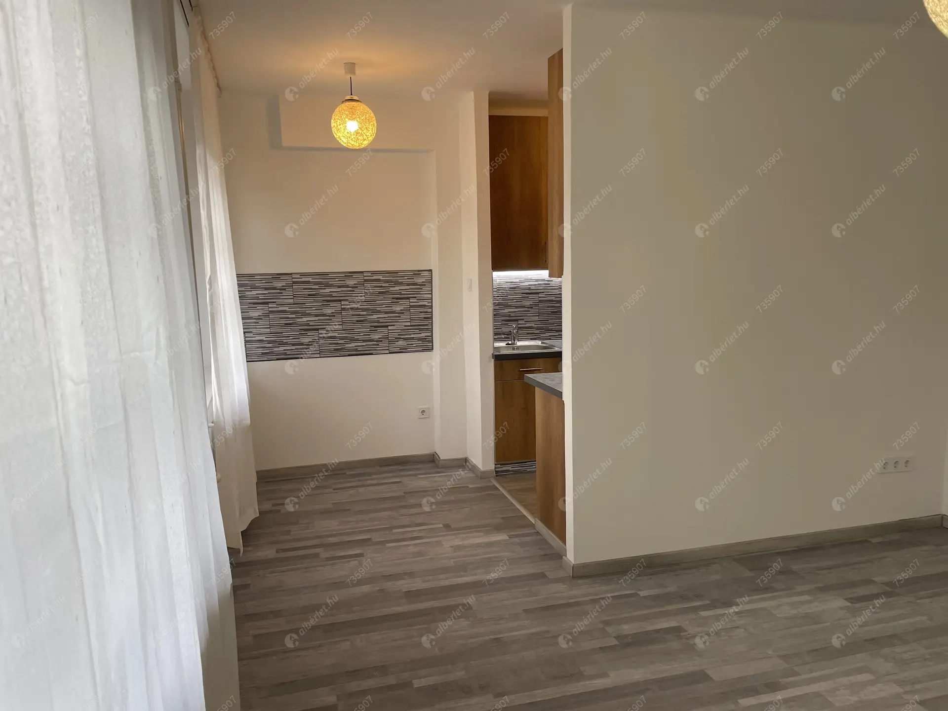 Kiadó albérlet 192000 Ft/hó áron: Budapest, XIV. kerület  Hungária körút. Mérete: 32 nm, 1 szobás | Alberlet.hu - 6096359