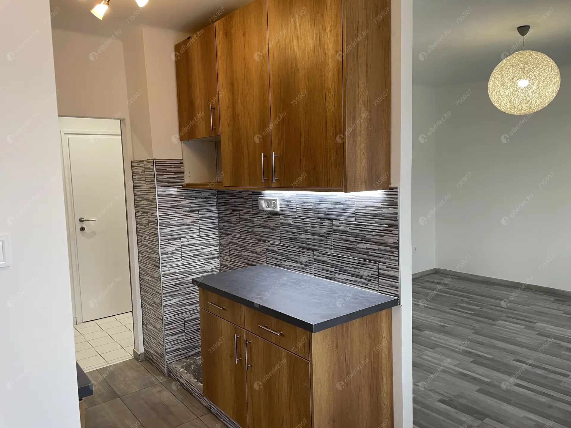 Kiadó albérlet 192000 Ft/hó áron: Budapest, XIV. kerület  Hungária körút. Mérete: 32 nm, 1 szobás | Alberlet.hu - 6096361