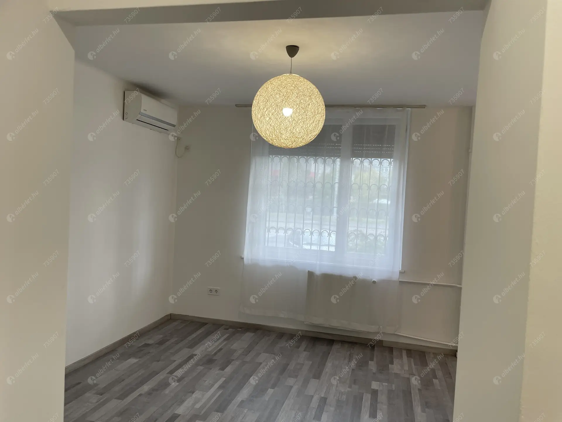 Kiadó albérlet 192000 Ft/hó áron: Budapest, XIV. kerület  Hungária körút. Mérete: 32 nm, 1 szobás | Alberlet.hu - 6096364