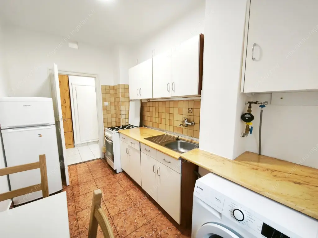 Kiadó albérlet 210000 Ft/hó áron: Budapest, XIV. kerület  Hungária körút. Mérete: 39 nm, 1 szobás | Alberlet.hu - 6582067