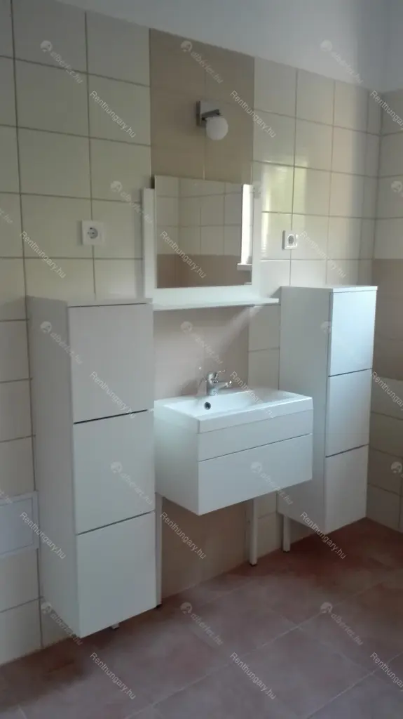 Kiadó albérlet 280000 Ft/hó áron: Budapest, XIV. kerület  Hungária körút. Mérete: 64 nm, 2 szobás | Alberlet.hu - 6656155