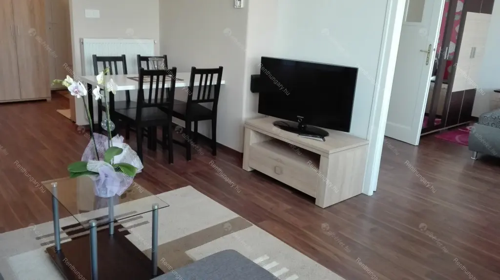 Kiadó albérlet 280000 Ft/hó áron: Budapest, XIV. kerület  Hungária körút. Mérete: 64 nm, 2 szobás | Alberlet.hu - 6656159