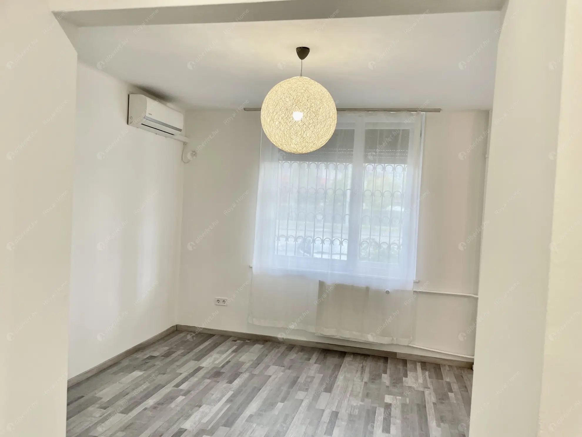 Kiadó albérlet 179000 Ft/hó áron: Budapest, XIV. kerület  Hungária krt . Mérete: 33 nm, 1 szobás | Alberlet.hu - 6596331