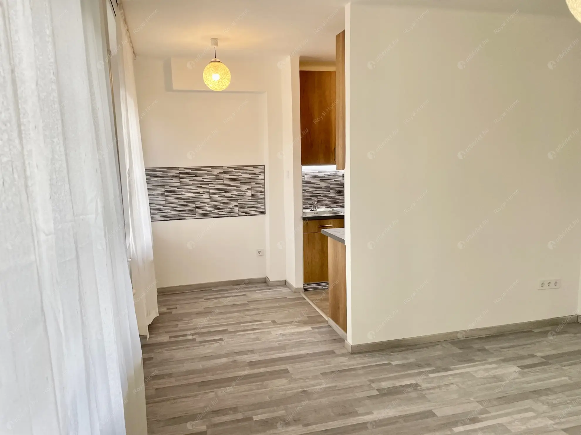 Kiadó albérlet 179000 Ft/hó áron: Budapest, XIV. kerület  Hungária krt . Mérete: 33 nm, 1 szobás | Alberlet.hu - 6596333