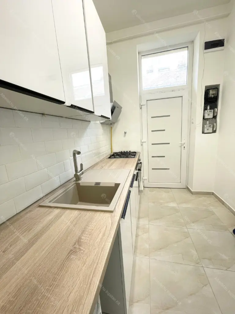 Kiadó albérlet 180000 Ft/hó áron: Budapest, XIV. kerület  Ilka utca. Mérete: 30 nm, 1 szobás | Alberlet.hu - 6705346