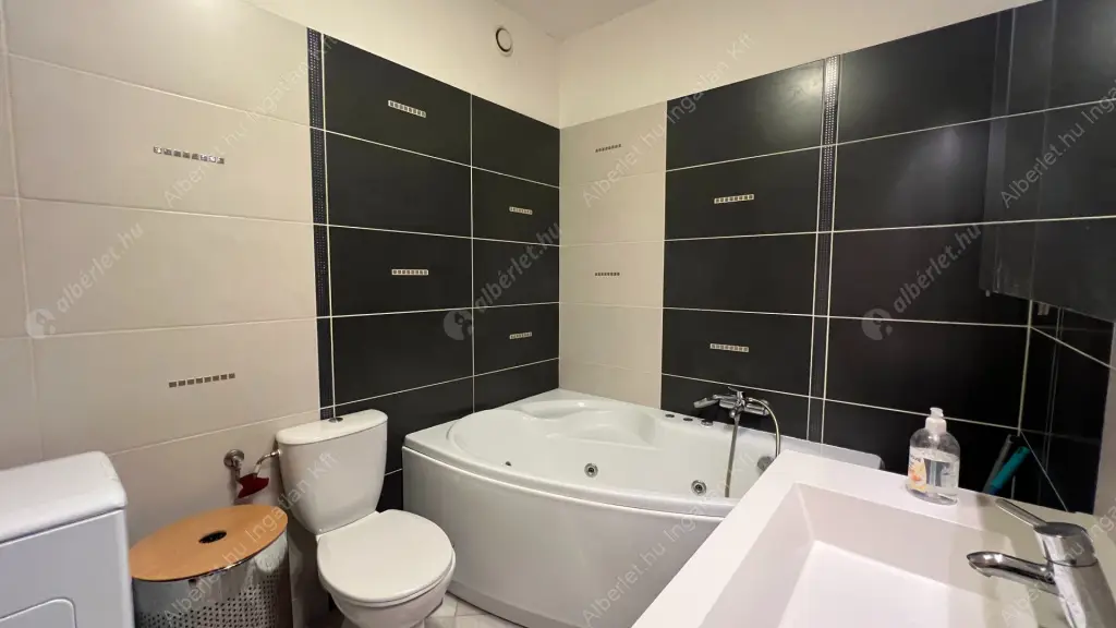 Kiadó albérlet 260000 Ft/hó áron: Budapest, XIV. kerület  Istvánmezei út. Mérete: 45 nm, 1 szobás | Alberlet.hu - 6563390