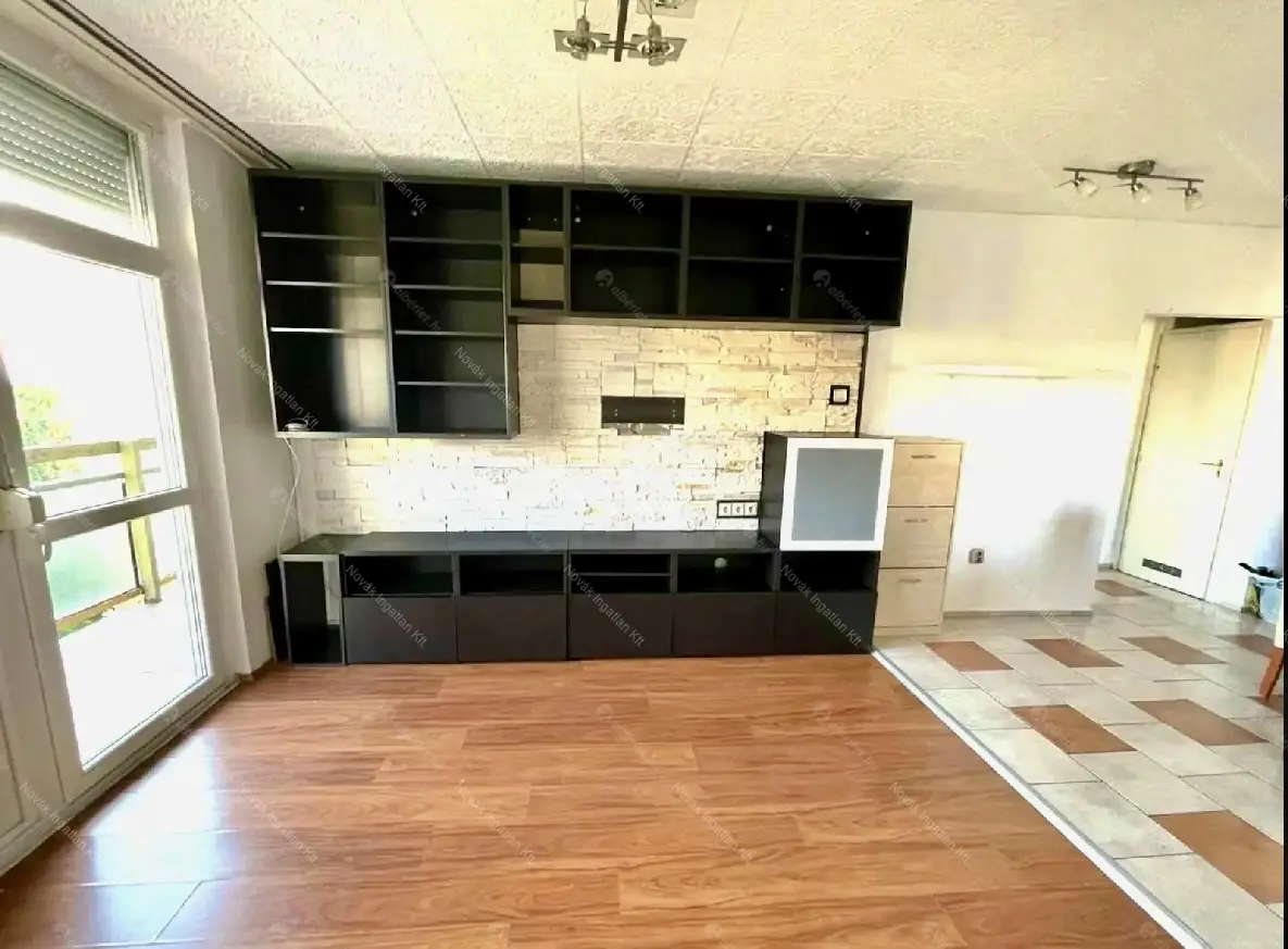 Kiadó albérlet 260000 Ft/hó áron: Budapest, XIV. kerület  Jerney utca. Mérete: 57 nm, 1 szobás | Alberlet.hu - 6670538