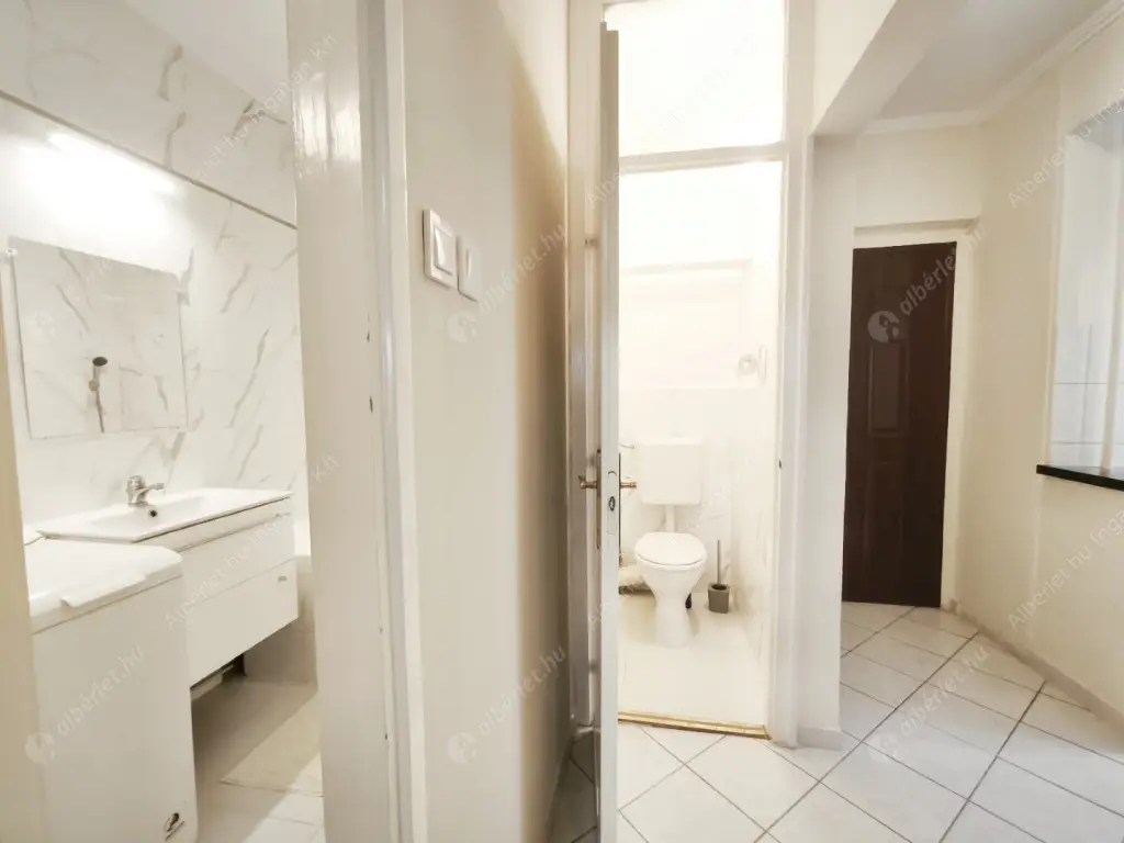 Kiadó albérlet 280000 Ft/hó áron: Budapest, XIV. kerület  Jerney utca. Mérete: 65 nm, 1 szobás | Alberlet.hu - 6625374