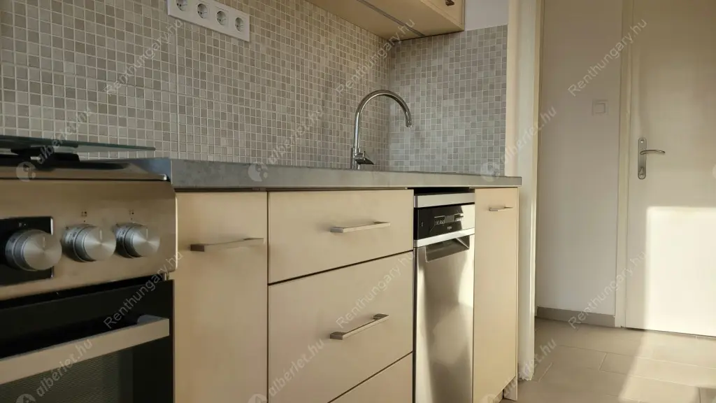 Kiadó albérlet 200000 Ft/hó áron: Budapest, XIV. kerület  Kacsóh Pongrác út. Mérete: 43 nm, 2 szobás | Alberlet.hu - 6592650