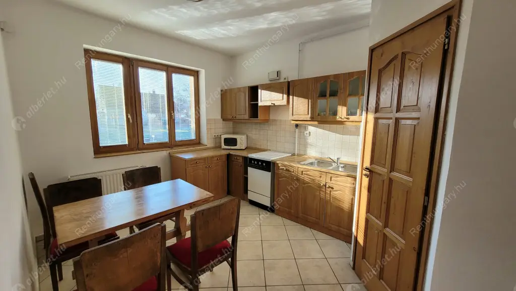 Kiadó albérlet 450000 Ft/hó áron: Budapest, XIV. kerület  Kaffka Margit utca. Mérete: 110 nm, 4 szobás | Alberlet.hu - 6564539