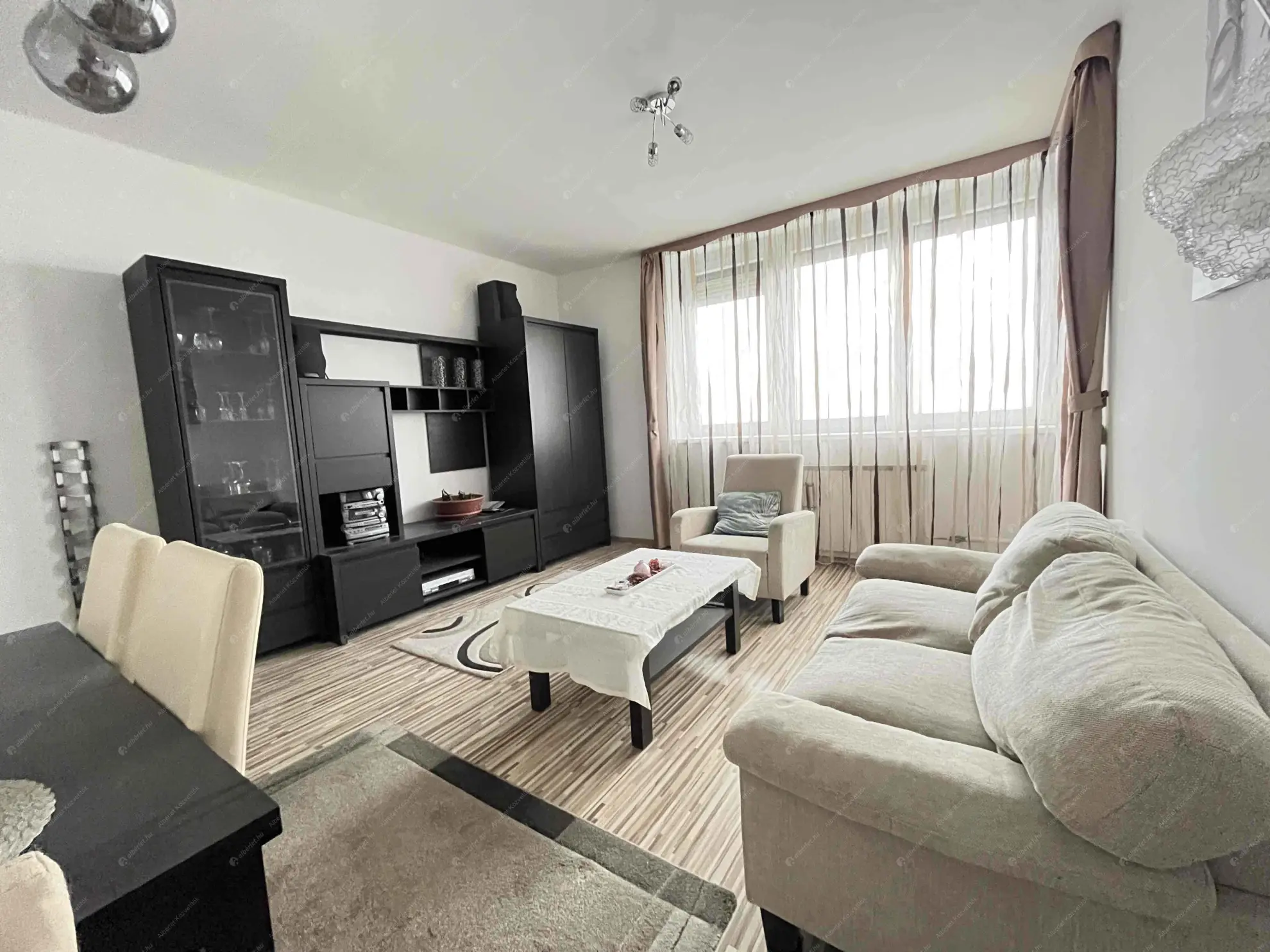 Kiadó albérlet 185000 Ft/hó áron: Budapest, XIV. kerület  Kassai tér. Mérete: 40 nm, 2 szobás | Alberlet.hu - 6612137