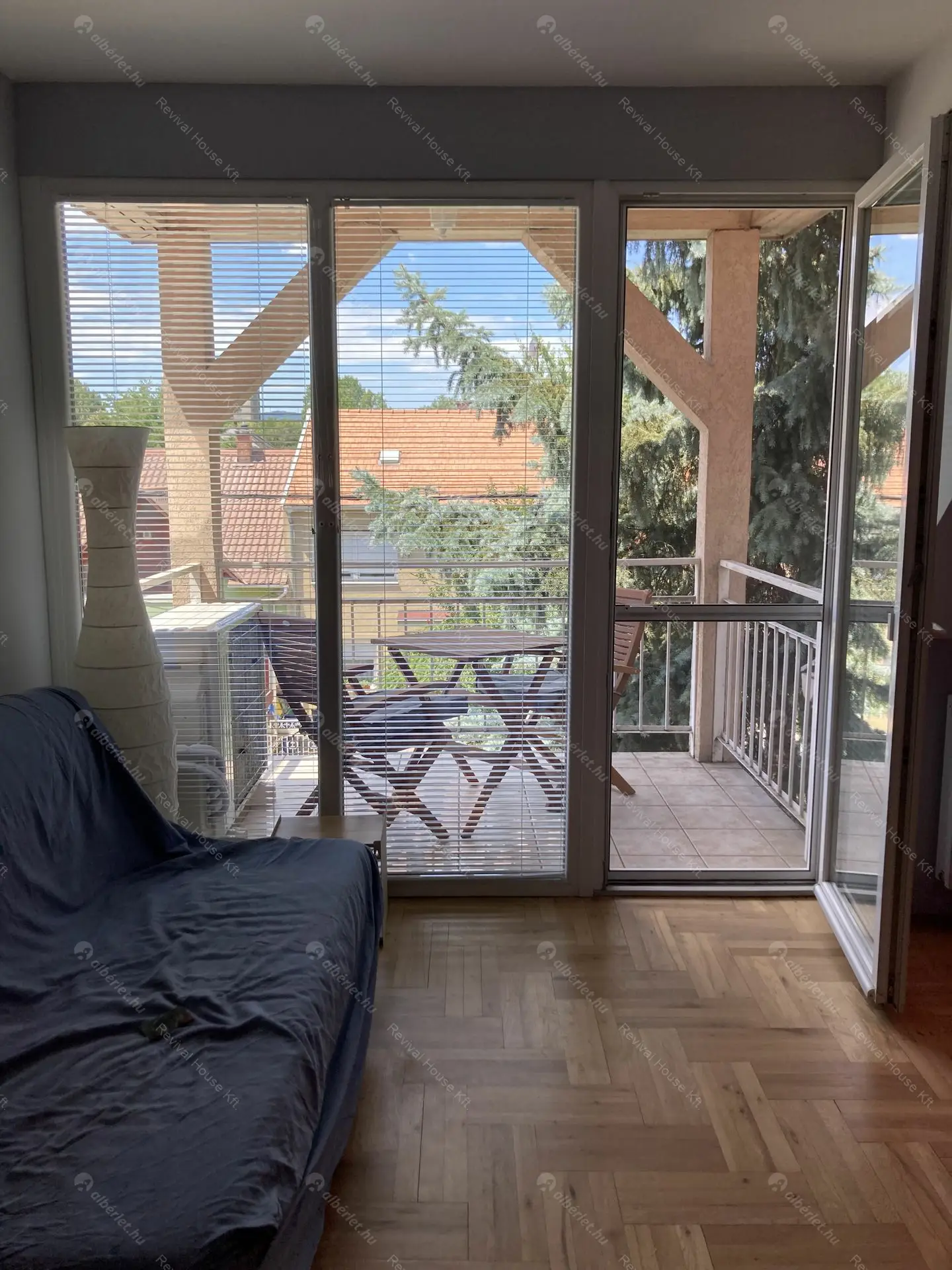 Kiadó albérlet 650000 Ft/hó áron: Budapest, XIV. kerület  Kassai utca. Mérete: 220 nm, 8 szobás | Alberlet.hu - 6507225
