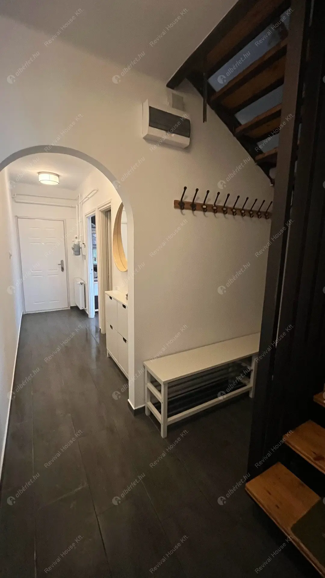 Kiadó albérlet 650000 Ft/hó áron: Budapest, XIV. kerület  Kassai utca. Mérete: 220 nm, 8 szobás | Alberlet.hu - 6507227