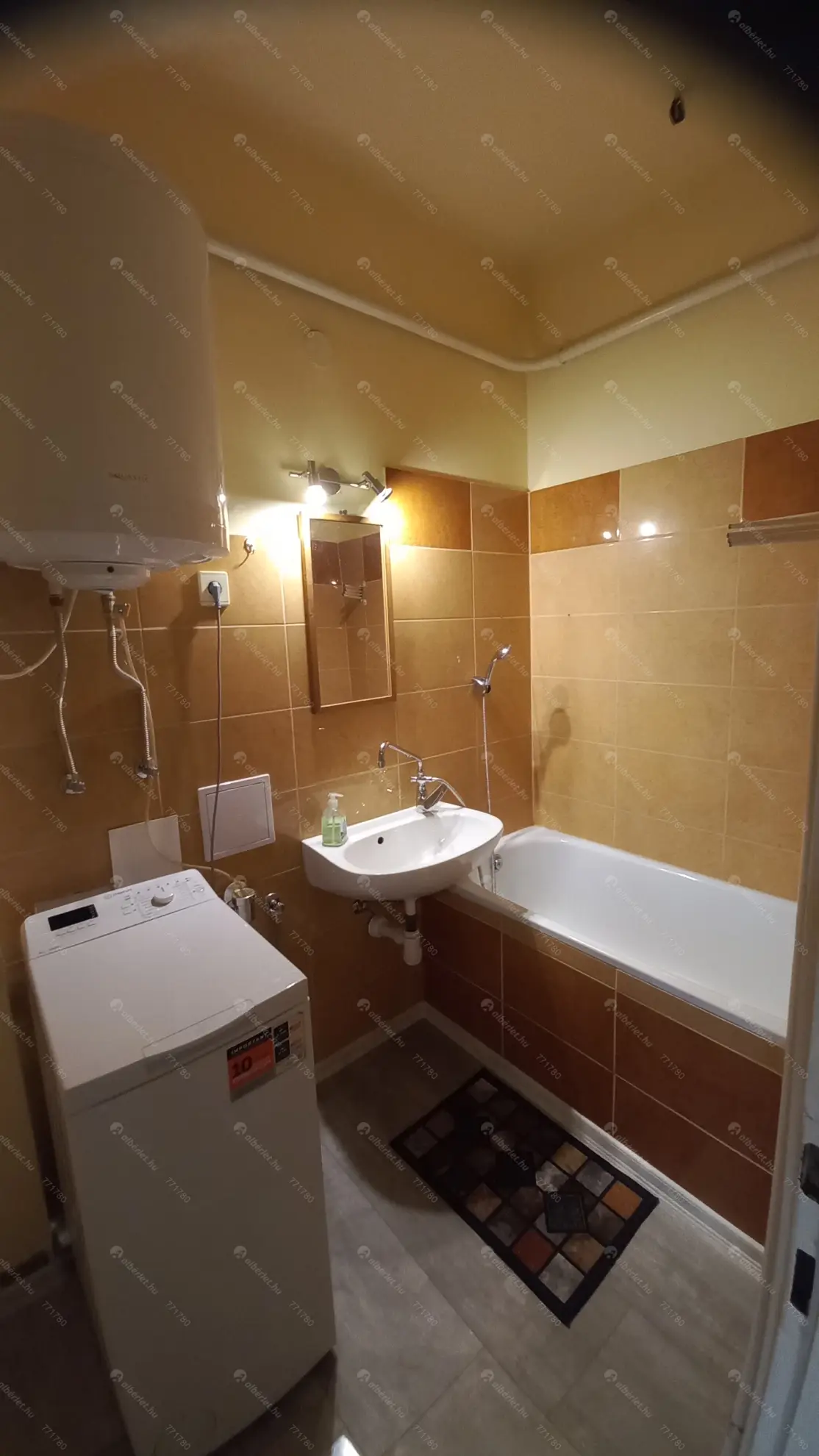 Kiadó albérlet 220000 Ft/hó áron: Budapest, XIV. kerület  Kerepesi út. Mérete: 38 nm, 1 szobás | Alberlet.hu - 6597865