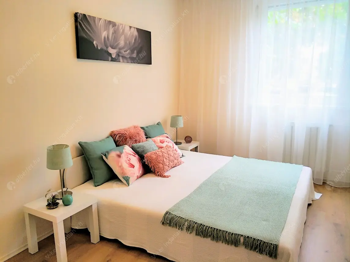 Kiadó albérlet 220000 Ft/hó áron: Budapest, XIV. kerület  Kerepesi út. Mérete: 46 nm, 1 szobás | Alberlet.hu - 6588203