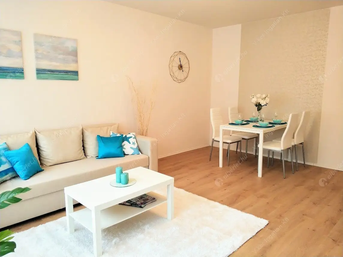 Kiadó albérlet 220000 Ft/hó áron: Budapest, XIV. kerület  Kerepesi út. Mérete: 46 nm, 1 szobás | Alberlet.hu - 6588204