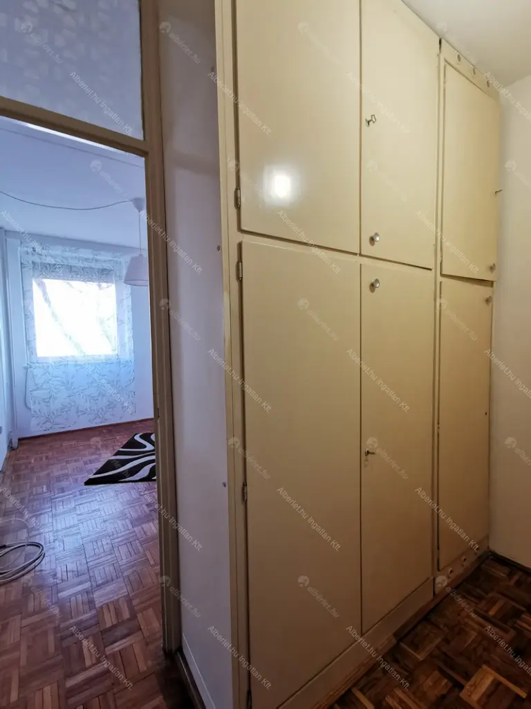 Kiadó albérlet 210000 Ft/hó áron: Budapest, XIV. kerület  Kerepesi út. Mérete: 46 nm, 1 szobás | Alberlet.hu - 6678757