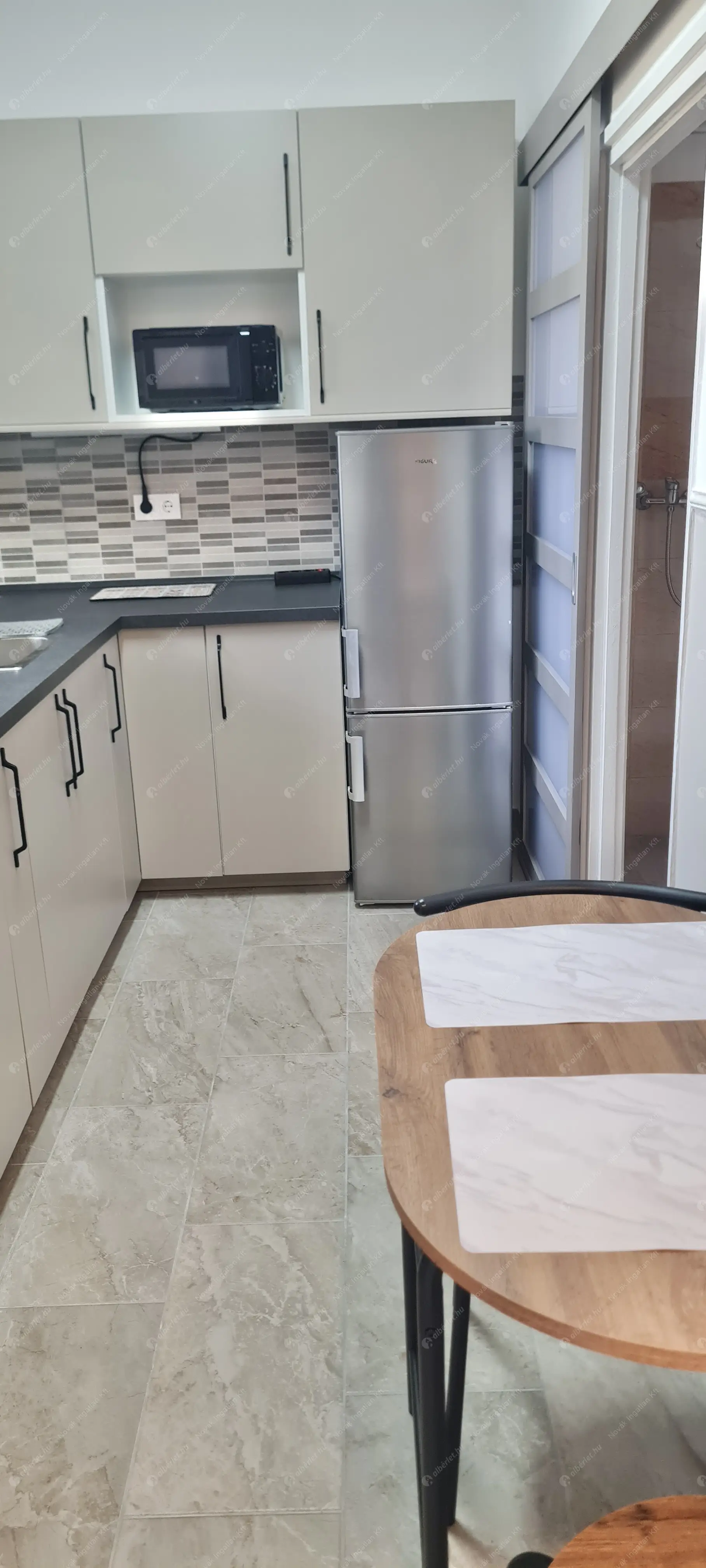 Kiadó albérlet 260000 Ft/hó áron: Budapest, XIV. kerület  Kerepesi út. Mérete: 50 nm, 1 szobás | Alberlet.hu - 6582579