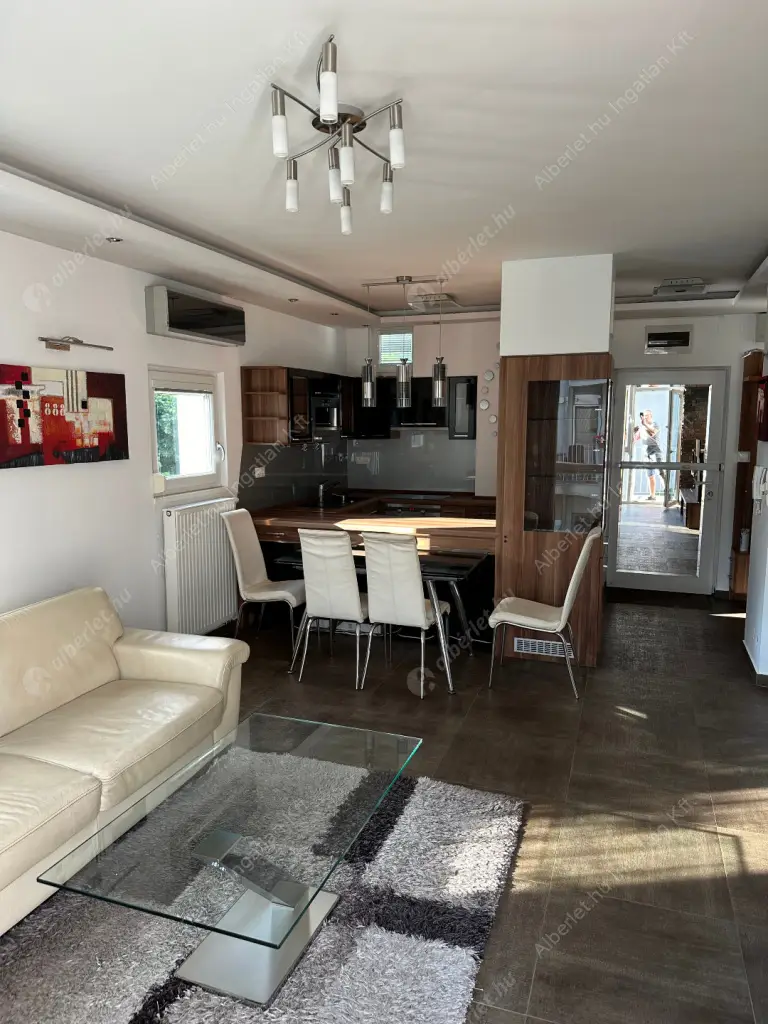 Kiadó albérlet 314000 Ft/hó áron: Budapest, XIV. kerület  Komócsy utca. Mérete: 50 nm, 2 szobás | Alberlet.hu - 6628622