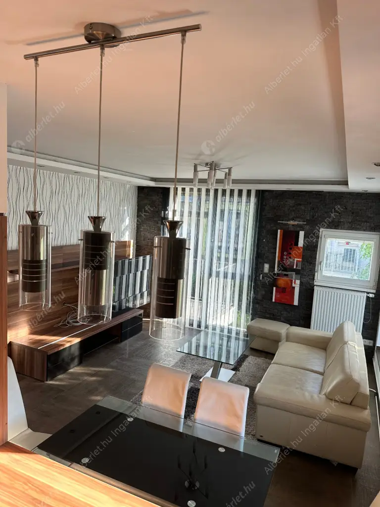 Kiadó albérlet 314000 Ft/hó áron: Budapest, XIV. kerület  Komócsy utca. Mérete: 50 nm, 2 szobás | Alberlet.hu - 6628625