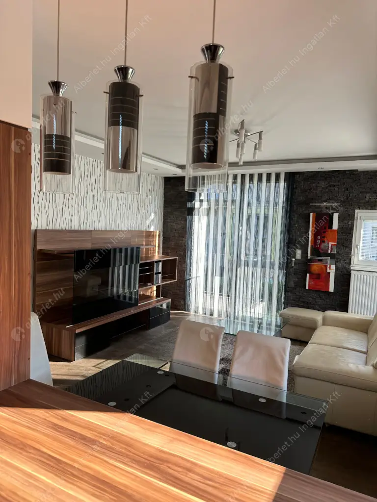 Kiadó albérlet 314000 Ft/hó áron: Budapest, XIV. kerület  Komócsy utca. Mérete: 50 nm, 2 szobás | Alberlet.hu - 6628626