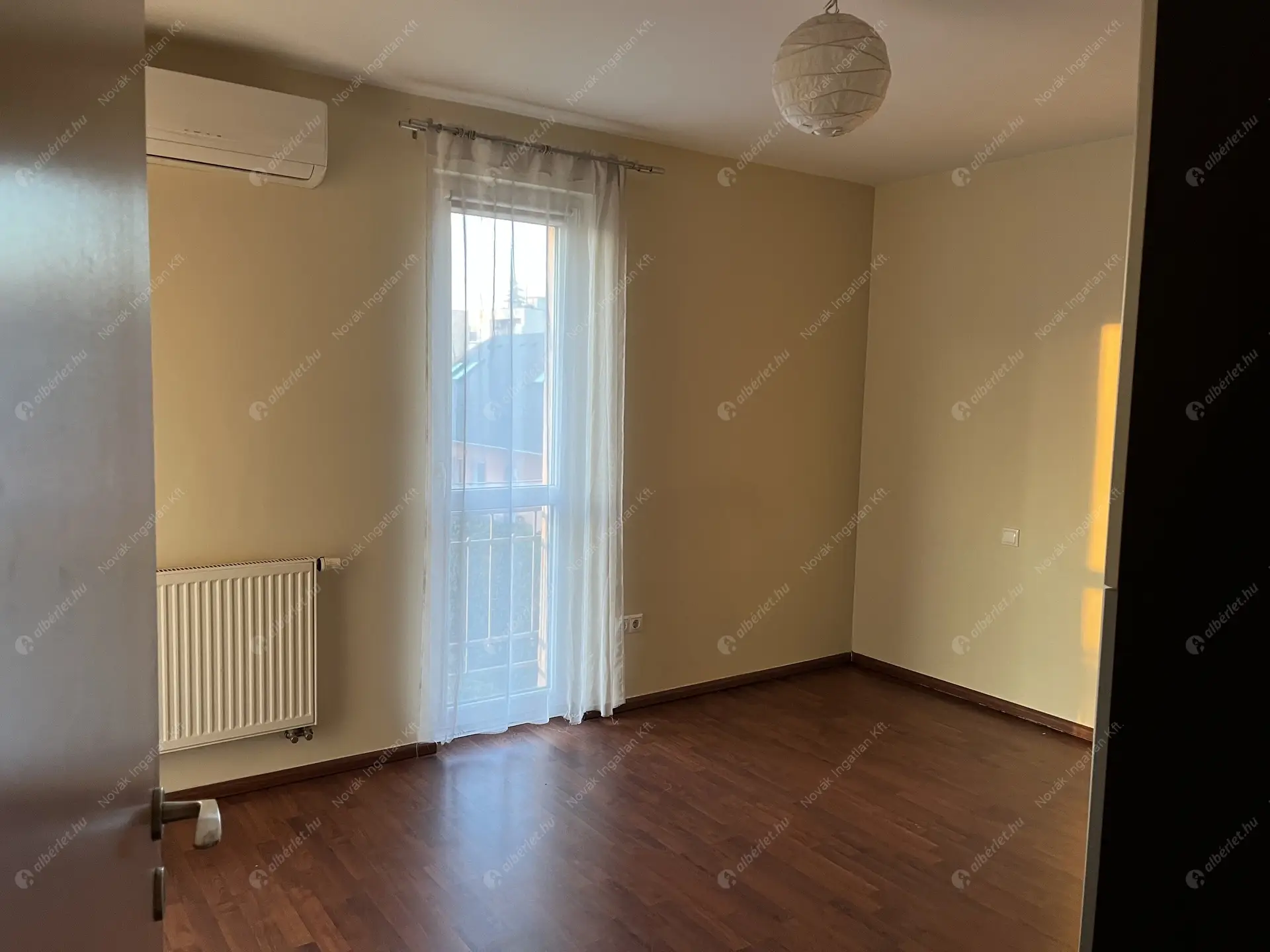 Kiadó albérlet 269000 Ft/hó áron: Budapest, XIV. kerület  Lipótvár utca. Mérete: 57 nm, 2 szobás | Alberlet.hu - 6470552