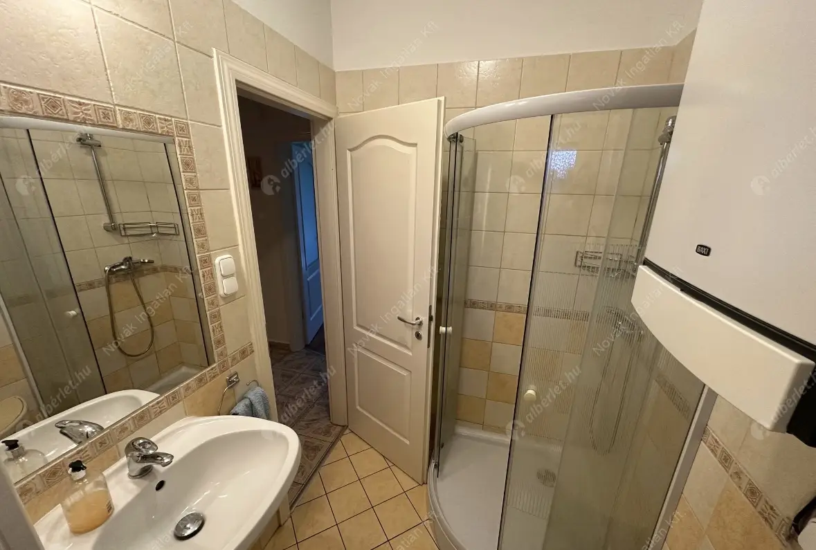 Kiadó albérlet 250000 Ft/hó áron: Budapest, XIV. kerület  Mályva tér. Mérete: 43 nm, 2 szobás | Alberlet.hu - 6568752