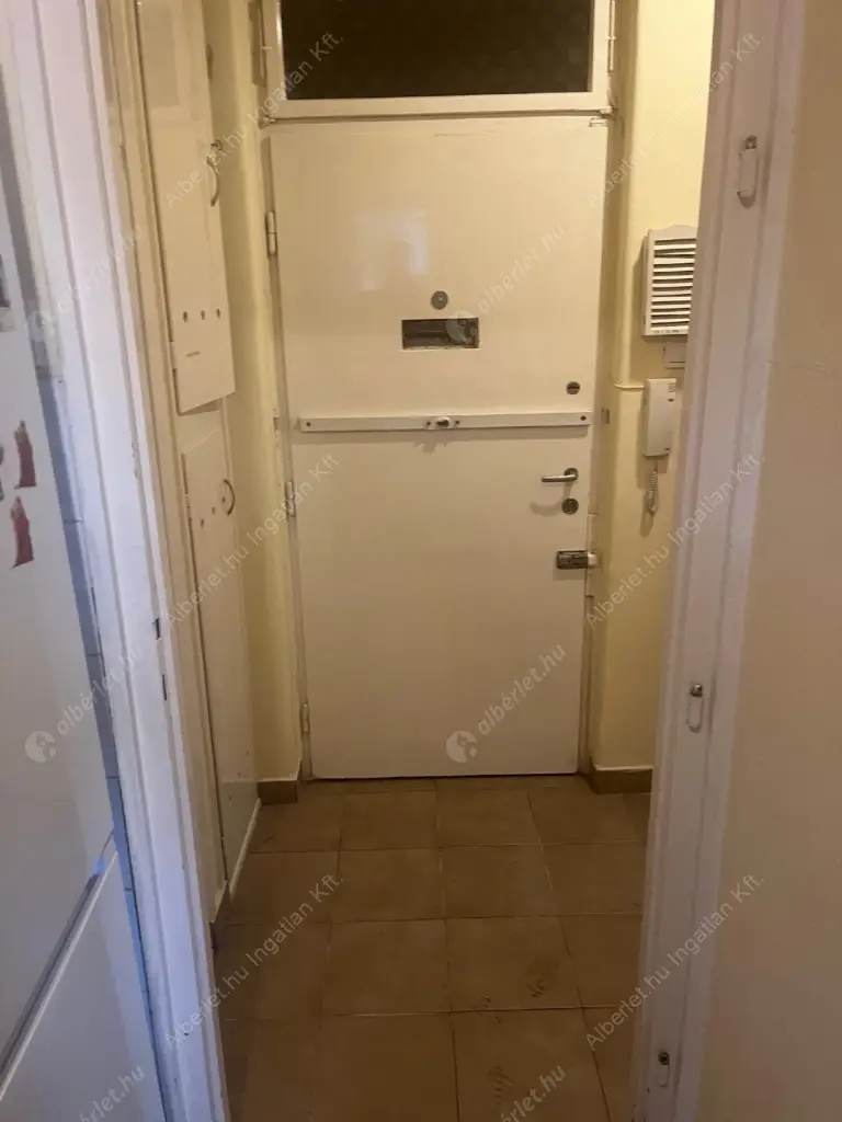 Kiadó albérlet 250000 Ft/hó áron: Budapest, XIV. kerület  Mexikói út. Mérete: 52 nm, 1 szobás | Alberlet.hu - 6626181