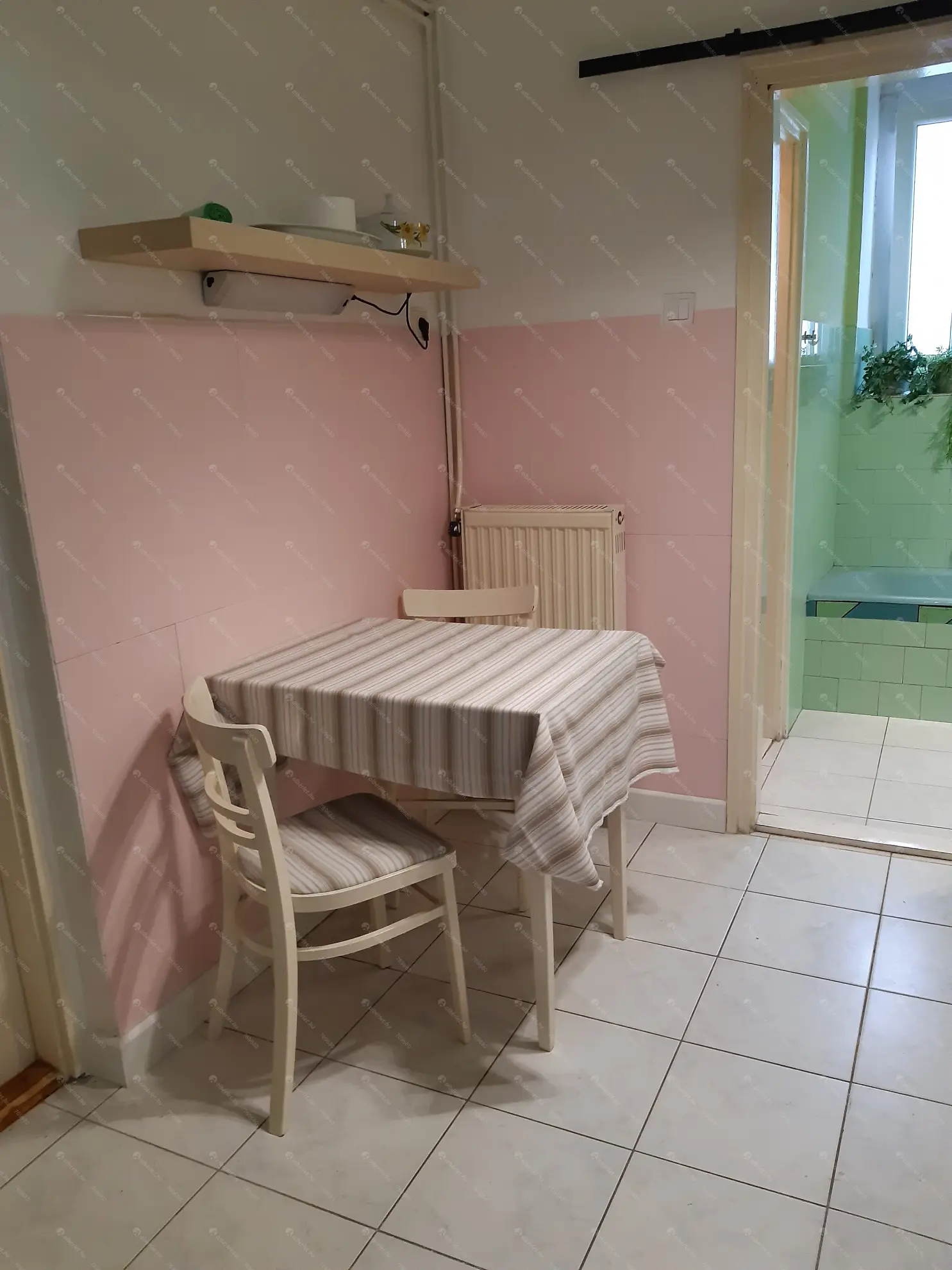 Kiadó albérlet 180000 Ft/hó áron: Budapest, XIV. kerület  Nagy Lajos király útja. Mérete: 32 nm, 1 szobás | Alberlet.hu - 6561122