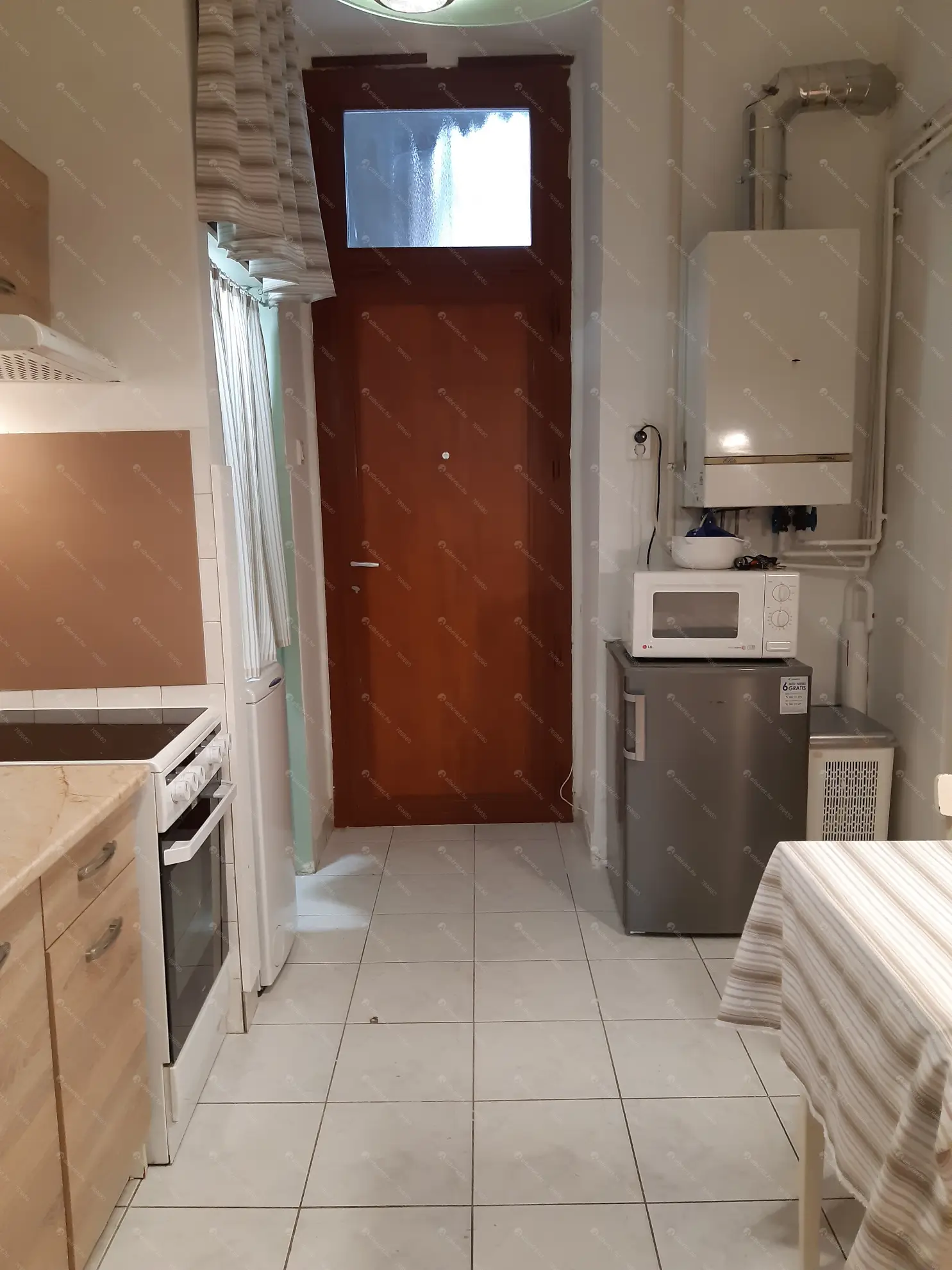 Kiadó albérlet 180000 Ft/hó áron: Budapest, XIV. kerület  Nagy Lajos király útja. Mérete: 32 nm, 1 szobás | Alberlet.hu - 6561128