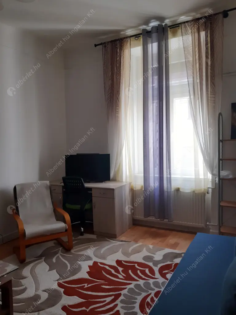 Kiadó albérlet 180000 Ft/hó áron: Budapest, XIV. kerület  Nagy Lajos király útja. Mérete: 32 nm, 1 szobás | Alberlet.hu - 6567454