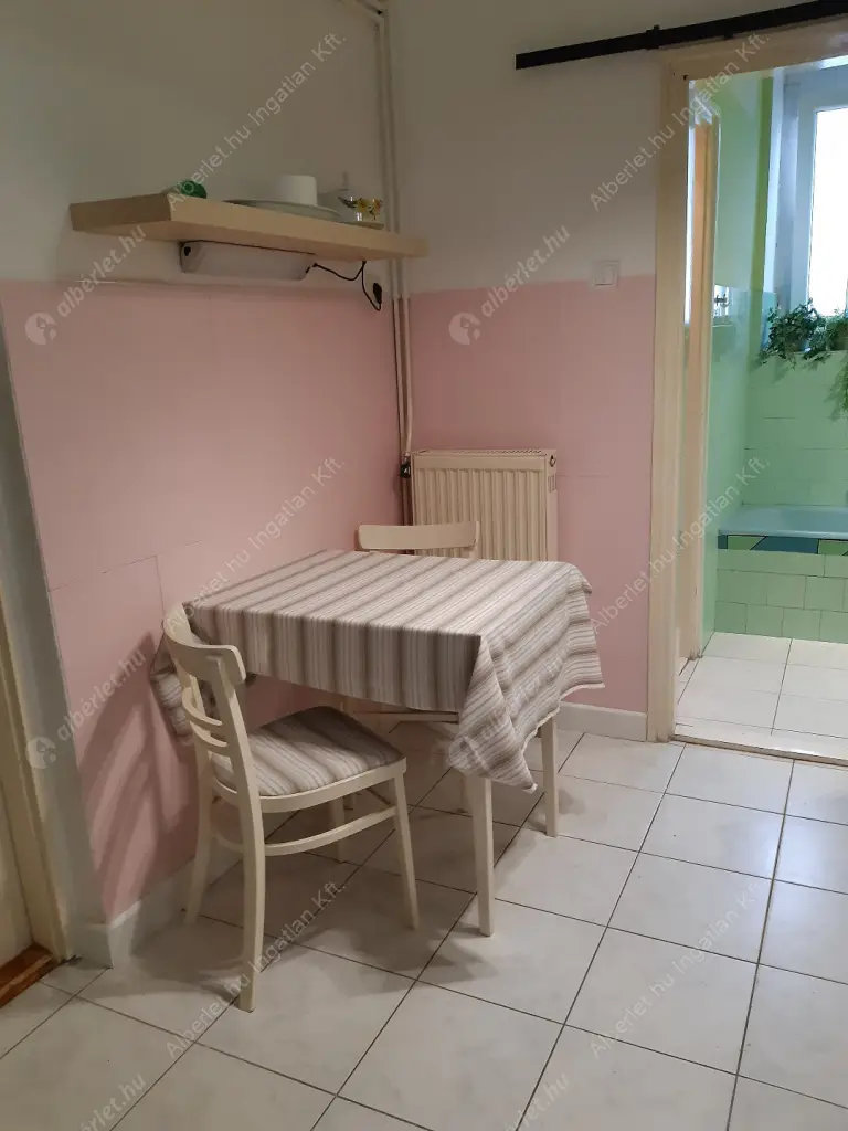 Kiadó albérlet 180000 Ft/hó áron: Budapest, XIV. kerület  Nagy Lajos király útja. Mérete: 32 nm, 1 szobás | Alberlet.hu - 6567460