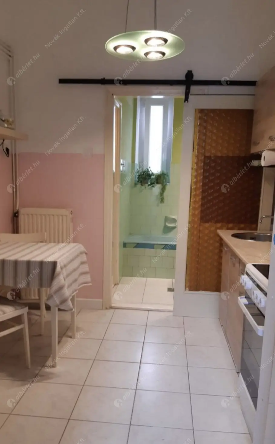 Kiadó albérlet 180000 Ft/hó áron: Budapest, XIV. kerület  Nagy Lajos király útja. Mérete: 32 nm, 1 szobás | Alberlet.hu - 6568640