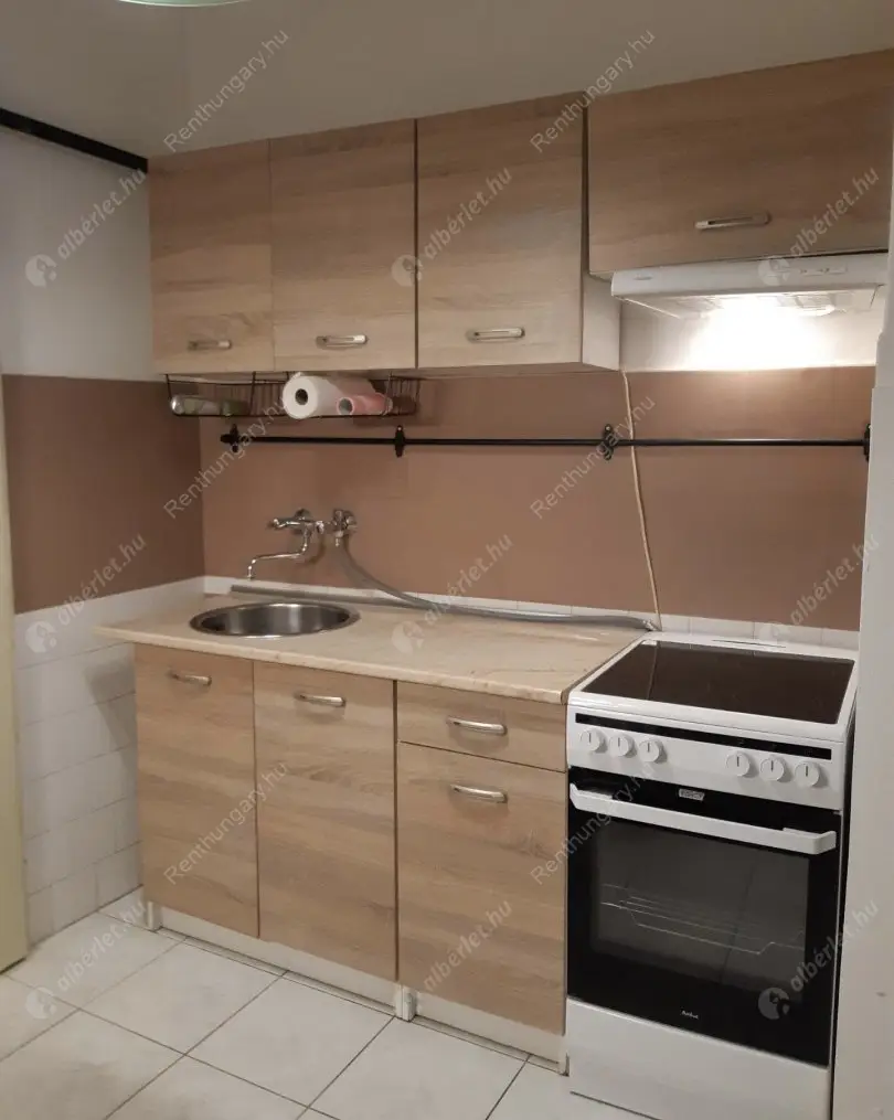 Kiadó albérlet 180000 Ft/hó áron: Budapest, XIV. kerület  Nagy Lajos király útja. Mérete: 32 nm, 1 szobás | Alberlet.hu - 6569199