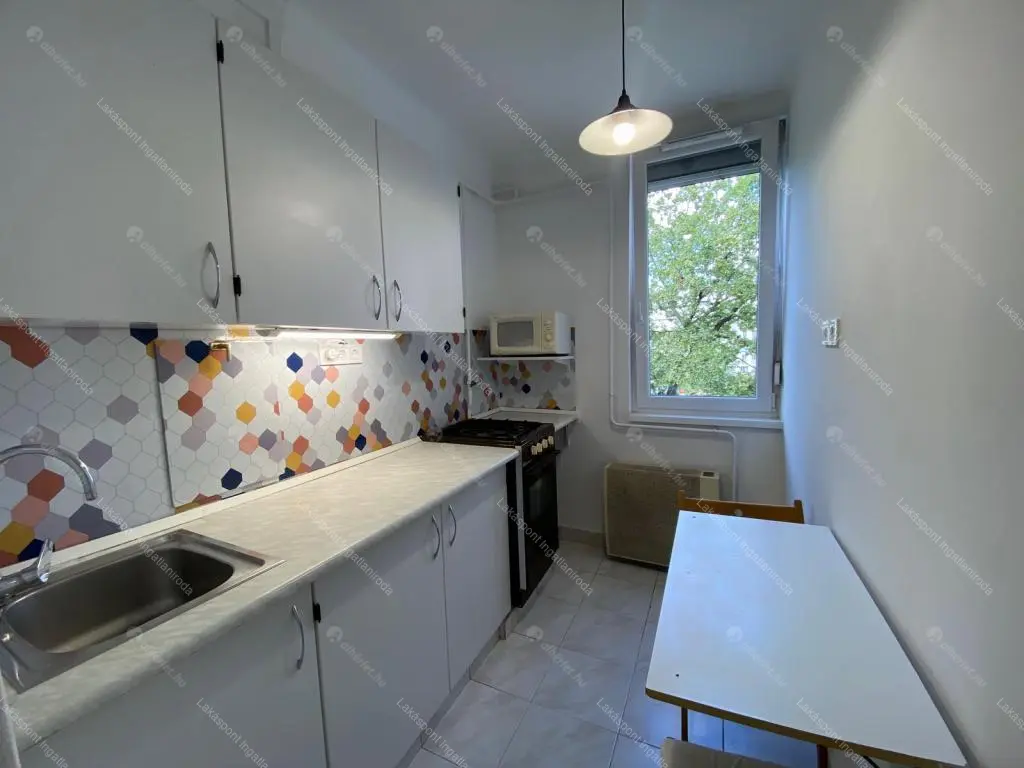 Kiadó albérlet 230000 Ft/hó áron: Budapest, XIV. kerület  Nagy Lajos király útja. Mérete: 52 nm, 2 szobás | Alberlet.hu - 6680844