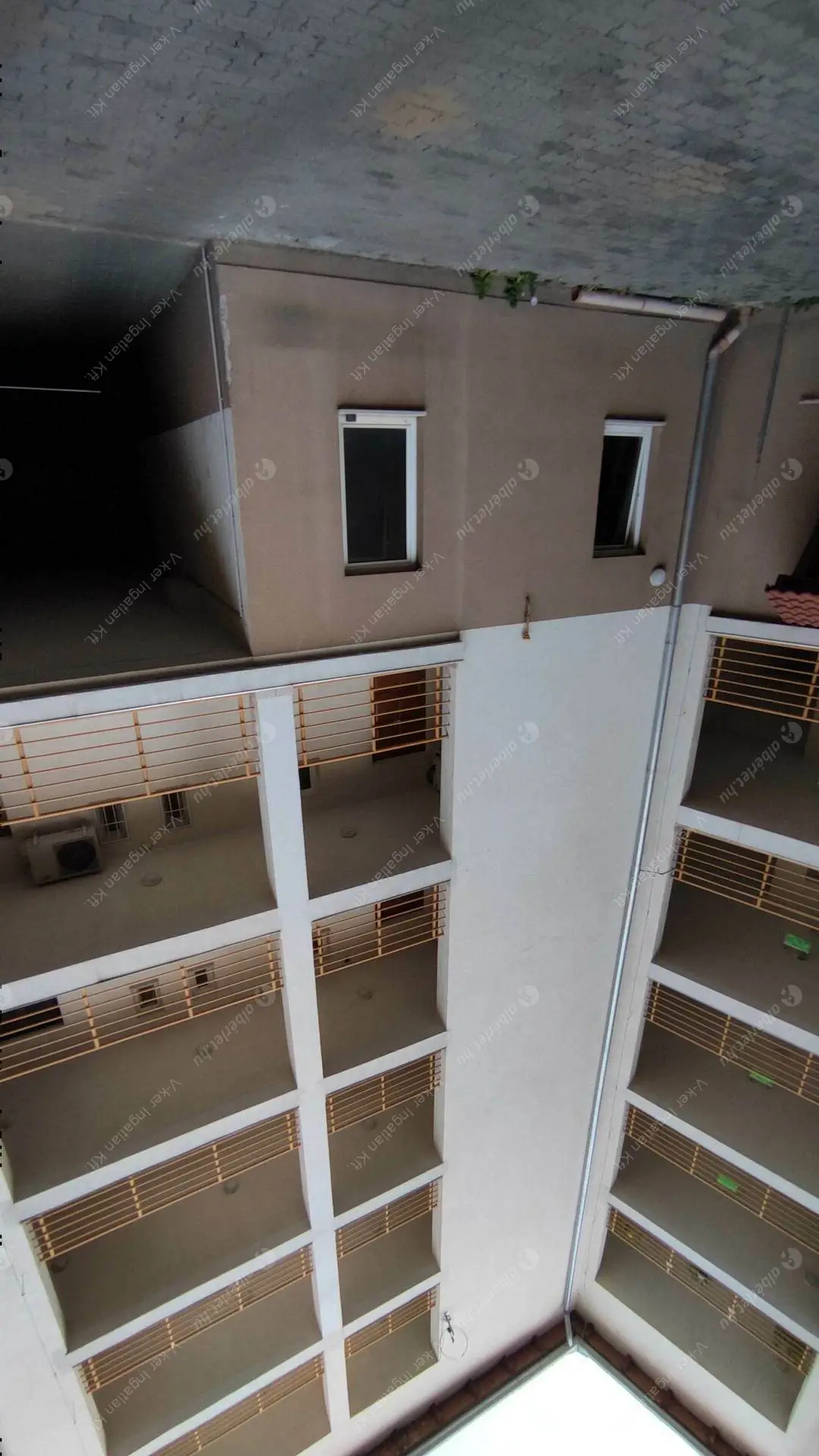 Kiadó albérlet 245000 Ft/hó áron: Budapest, XIV. kerület  Nagy Lajos király útja. Mérete: 55 nm, 2 szobás | Alberlet.hu - 6071212